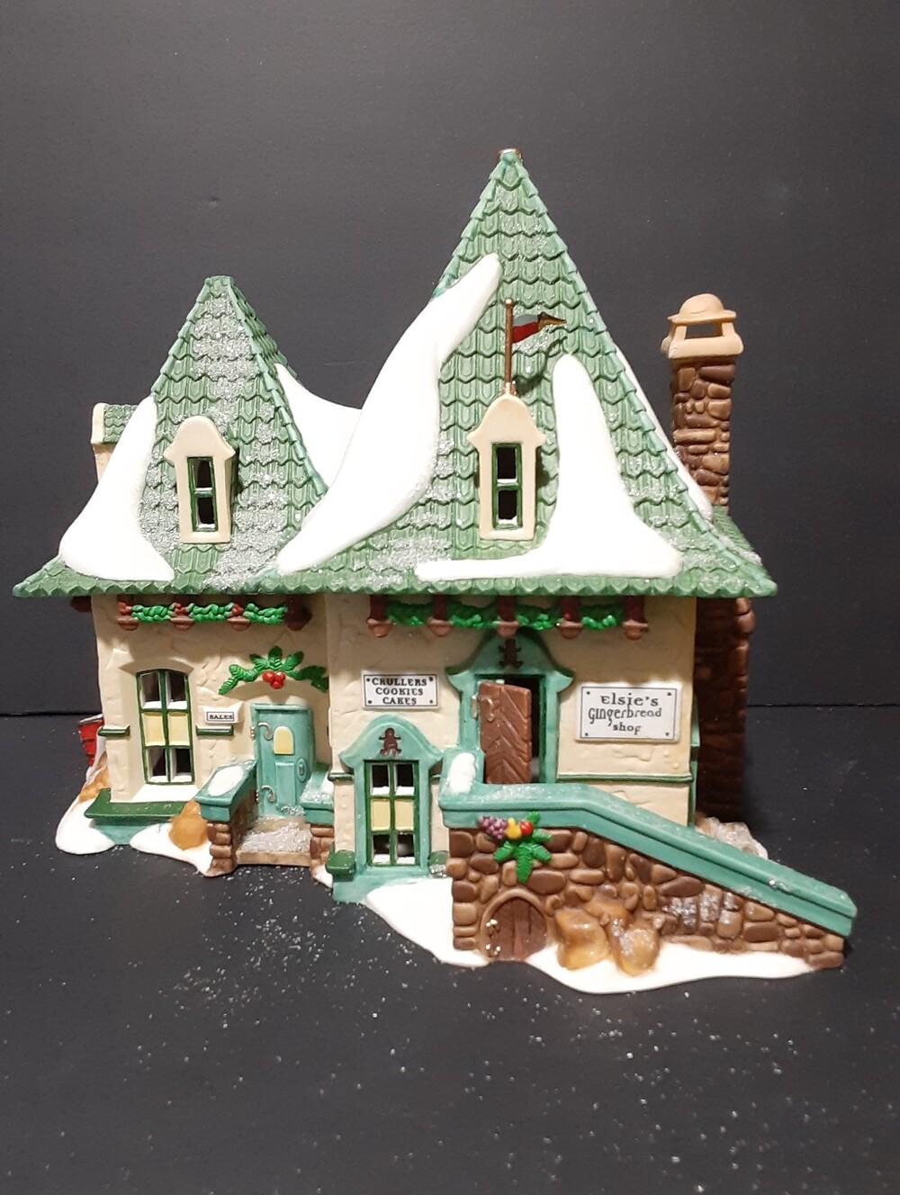 Vintage Department 56 "Elsie's Gingerbread" #56398 Smoking Chimney Christmas